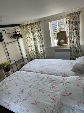 Hotel The Red Lion Great Offley Extérieur photo